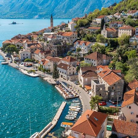 Villa Charming Bohemian House In Perast Exterior foto