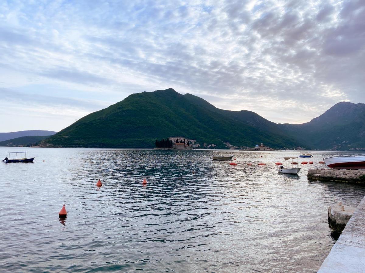 Villa Charming Bohemian House In Perast Exterior foto