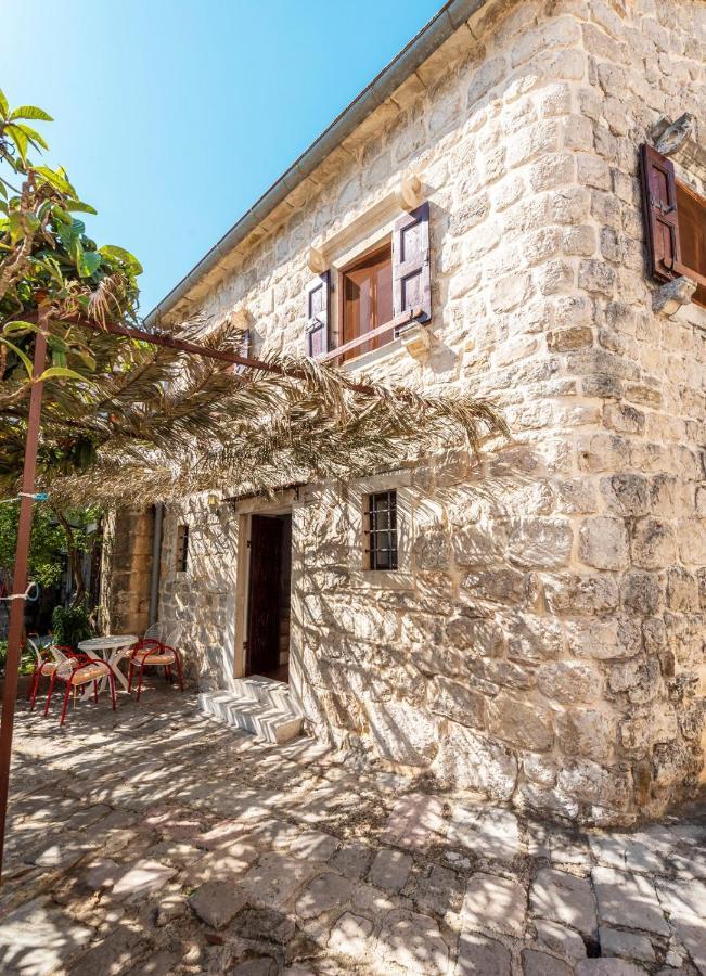 Villa Charming Bohemian House In Perast Exterior foto