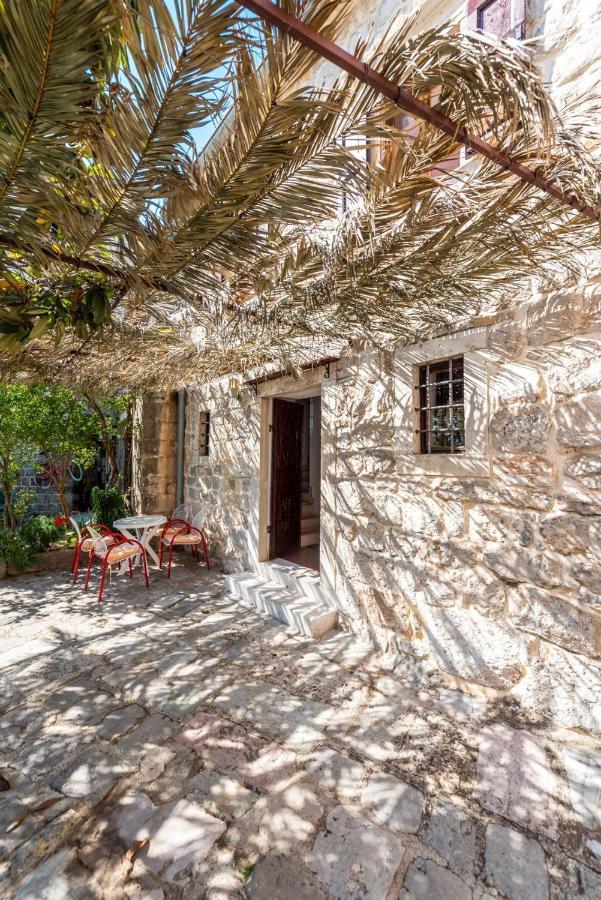 Villa Charming Bohemian House In Perast Exterior foto